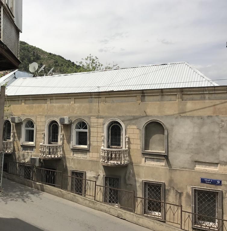 Apartament Kuxos Besiki Studio Tbilisi Zewnętrze zdjęcie